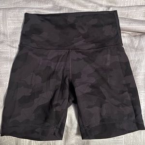 Lululemon Align Shorts - Cameo